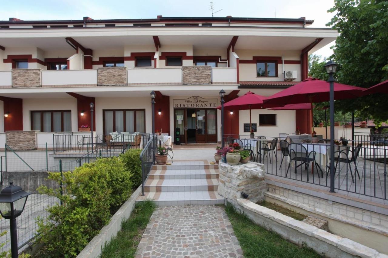 Hotel Ristorante Villa Pegaso San Pietro Infine Екстер'єр фото