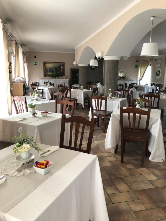 Hotel Ristorante Villa Pegaso San Pietro Infine Екстер'єр фото