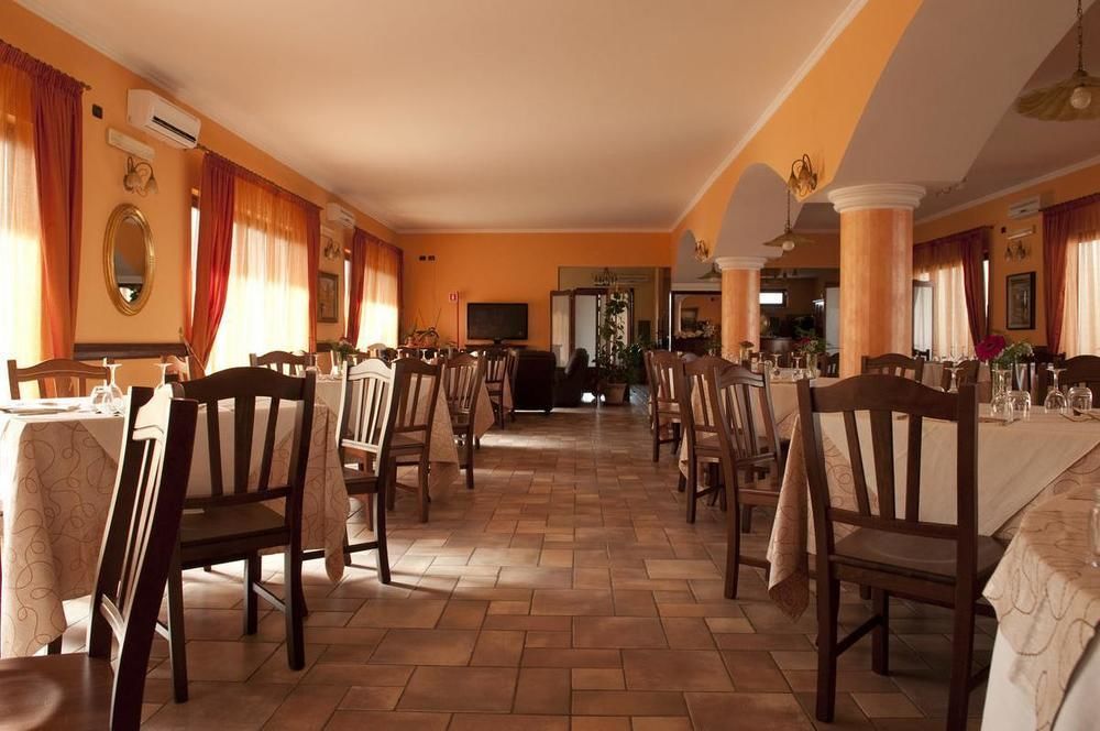 Hotel Ristorante Villa Pegaso San Pietro Infine Екстер'єр фото