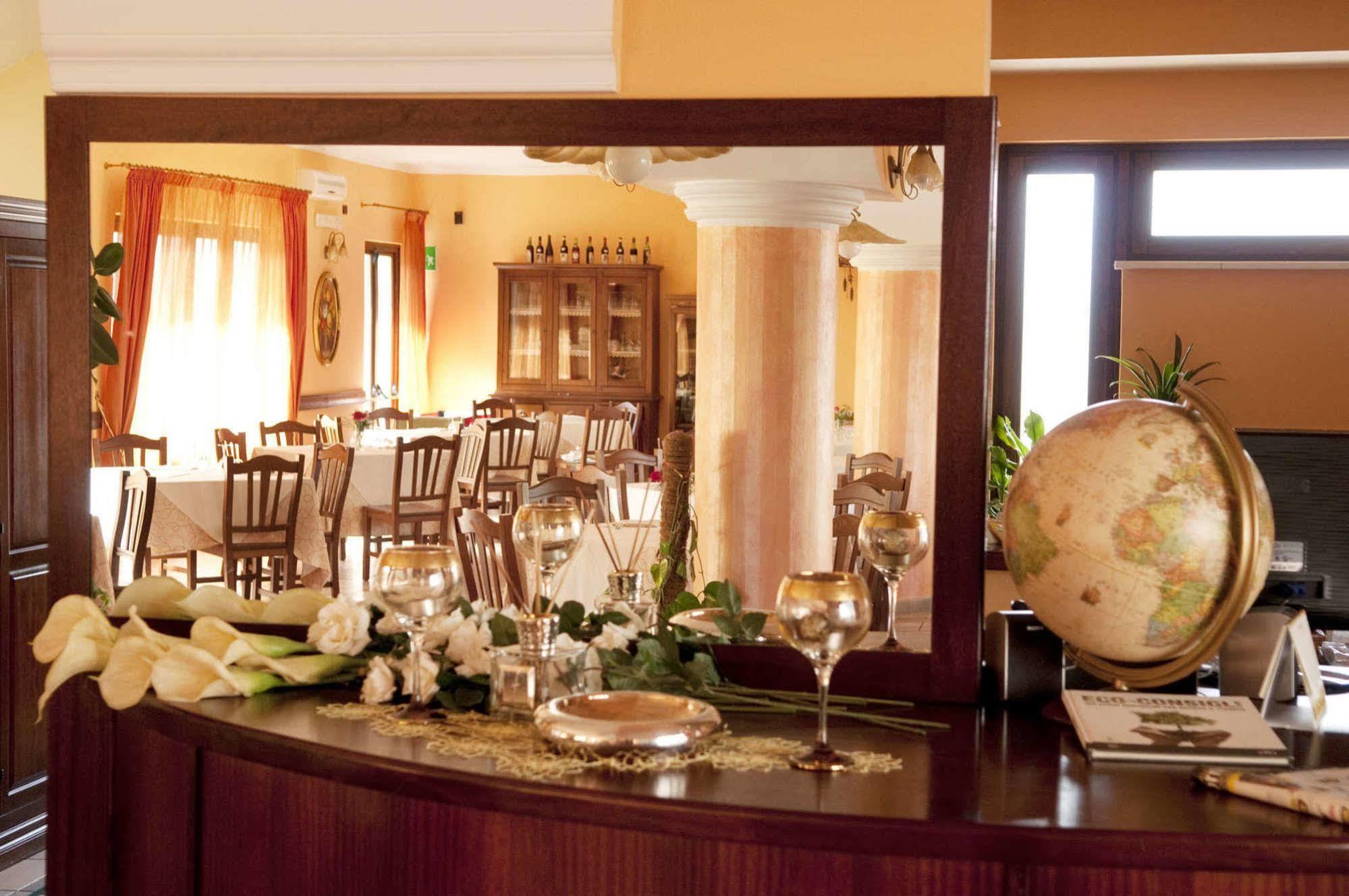 Hotel Ristorante Villa Pegaso San Pietro Infine Екстер'єр фото